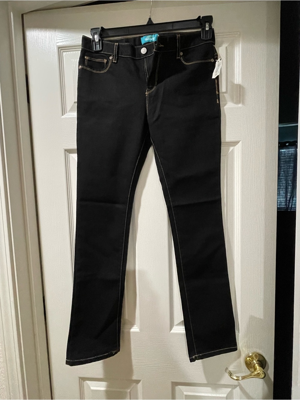 SKINN Men's Slim Straight Black Jeans with Contrast Stitching